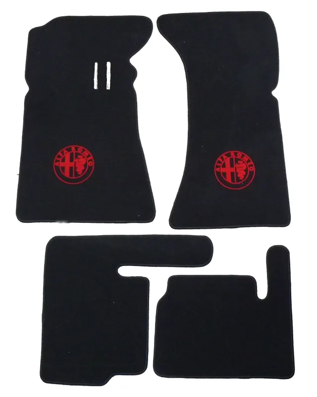 alfombrillas GT padales abajo (negro con emblema rojo)