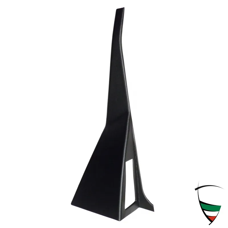 vestido pilar central izq. Spider 70-83, 1 orificio,negro, en plastico con cubrimiente en Skay