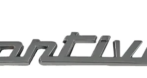 letra sportiva con trébol en el lado cromo 148x28mm Giulietta de 2010