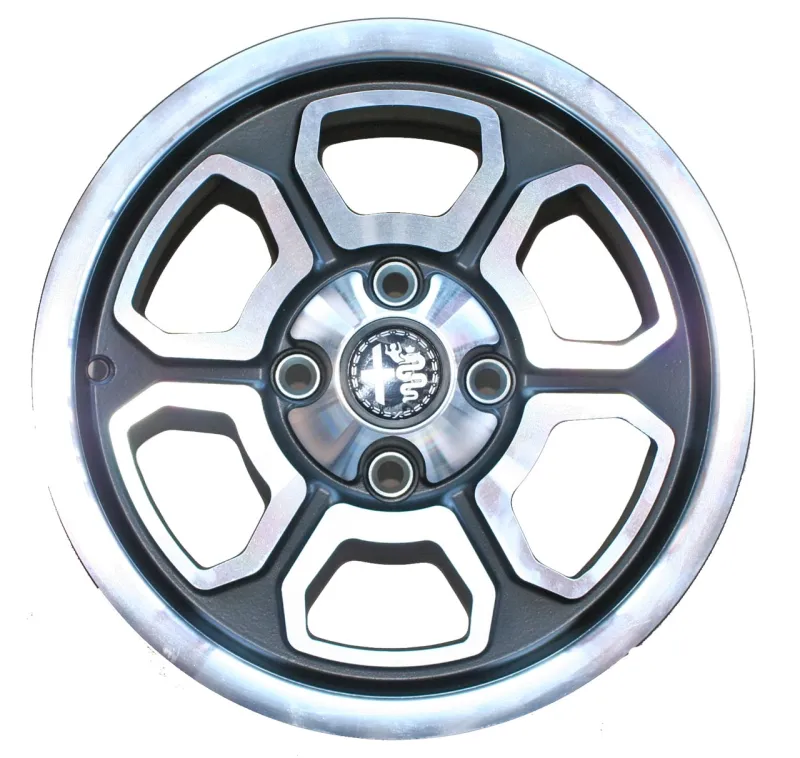 llanta en aluminio Momo Vega Replica 6x14 ET 23 GT Bertone et Spider