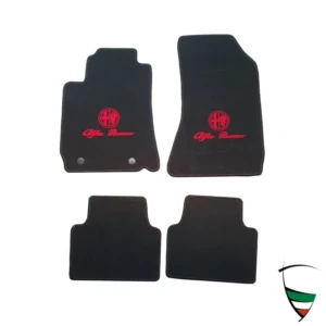 Fußmatten 159 ab 05/08 schwarz/ rotes Emblem mit original Alfa Befestigungssatz,