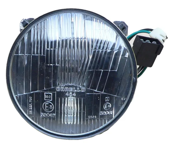 faro Alfa 6 der.